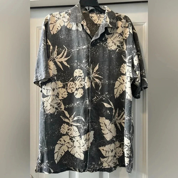 Tommy Bahama | men’s Just Coasting Paradise camp shirt. Size: M - Picture 1 of 16